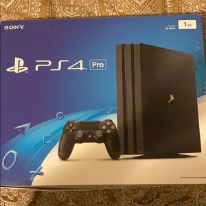 PS4 mint condition with controller